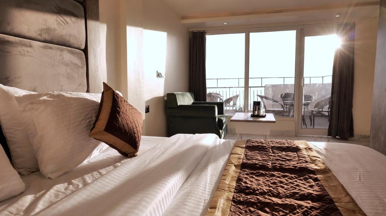 Hotel Brite Star Масурі Екстер'єр фото