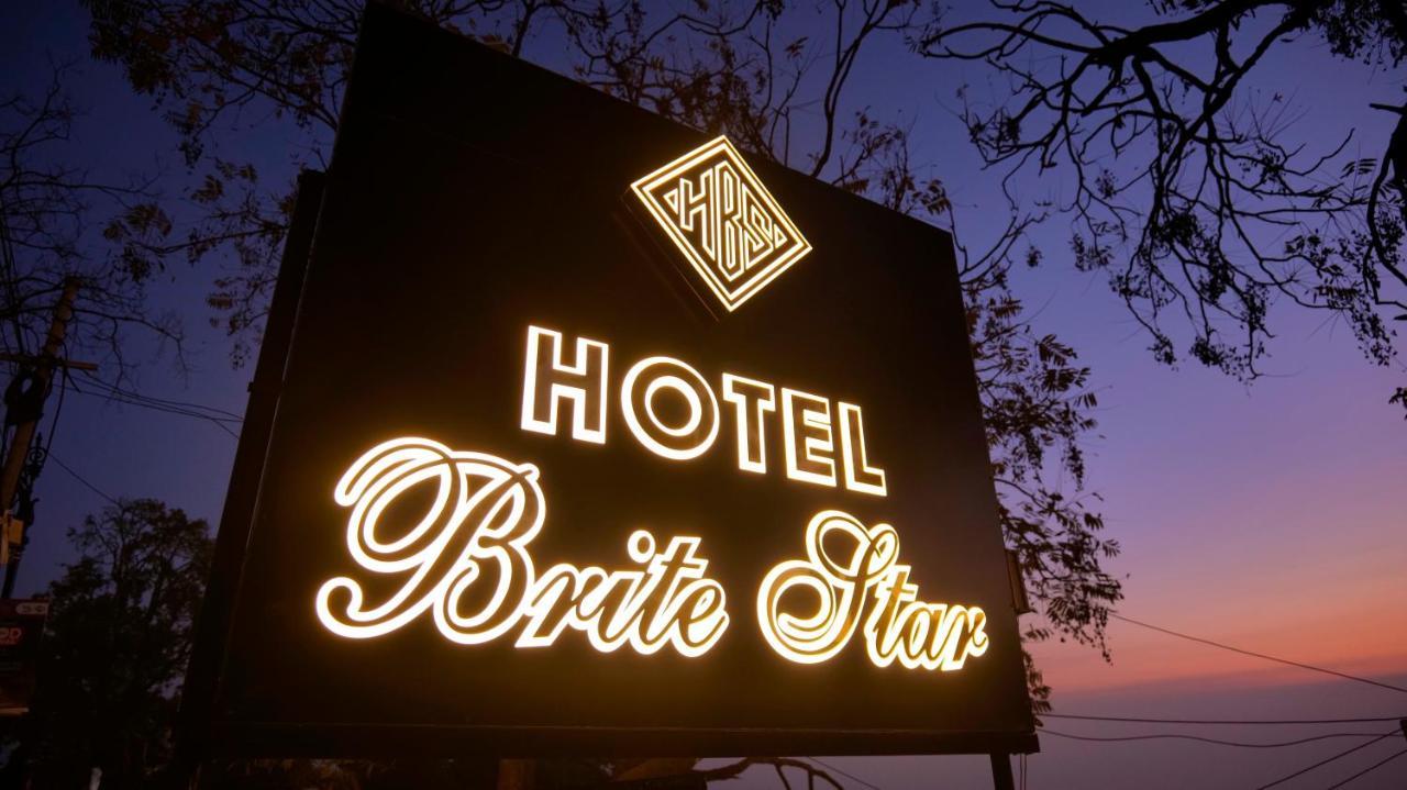 Hotel Brite Star Масурі Екстер'єр фото