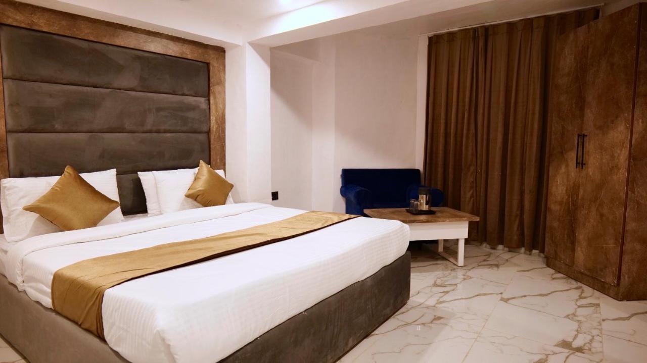 Hotel Brite Star Масурі Екстер'єр фото