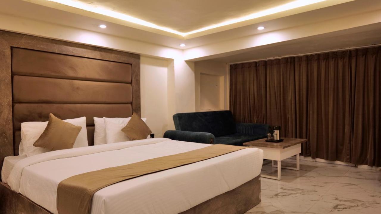 Hotel Brite Star Масурі Екстер'єр фото