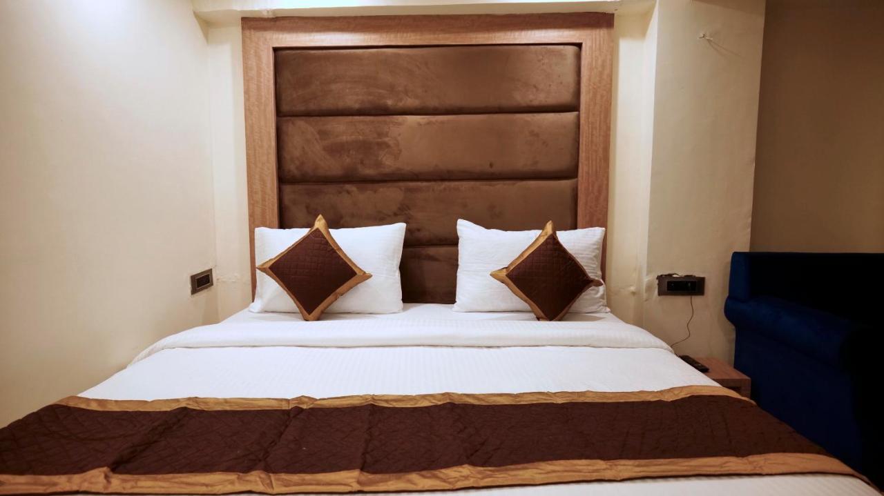 Hotel Brite Star Масурі Екстер'єр фото