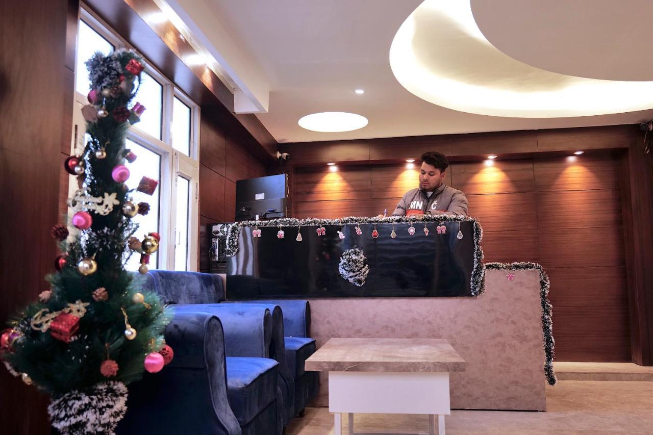 Hotel Brite Star Масурі Екстер'єр фото