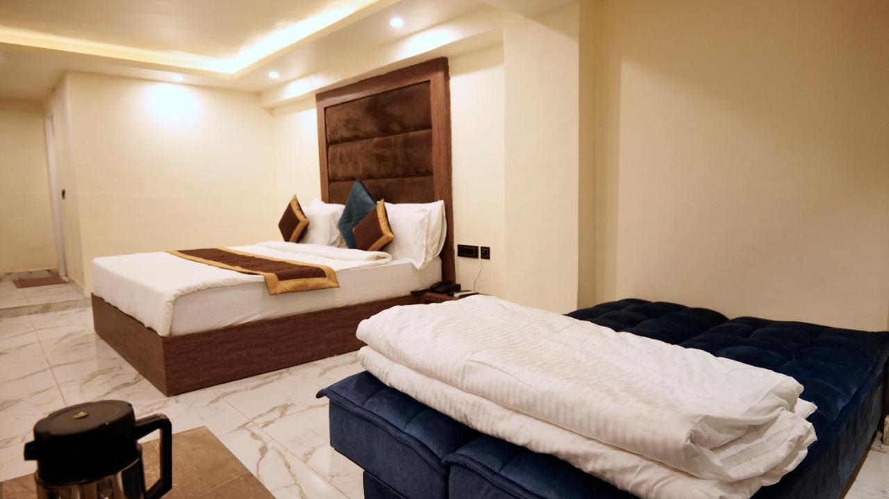 Hotel Brite Star Масурі Екстер'єр фото