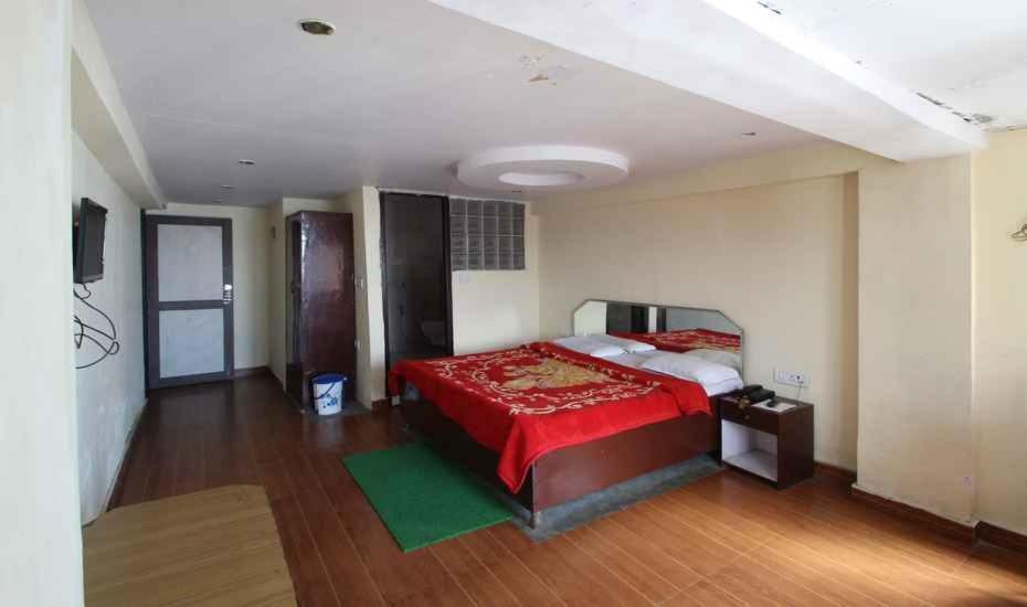 Hotel Brite Star Масурі Екстер'єр фото