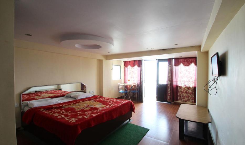 Hotel Brite Star Масурі Екстер'єр фото